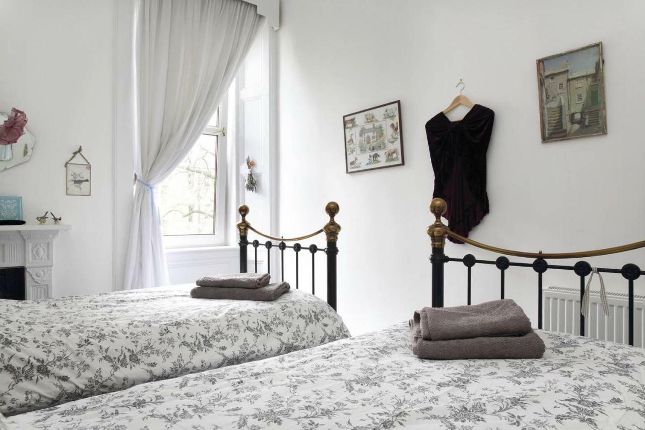 5 Star Beautiful & Vintage, Spacious Apt In Chic Location! Единбург Екстериор снимка